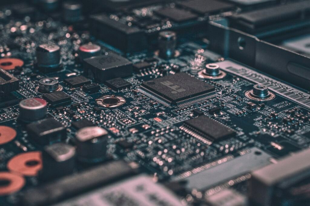 Mentions légales : carte électronique symbolisant l'infrastructure technique du site