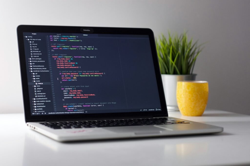 Tarifs agence web : ordinateur portable avec un site WordPress en cours de création